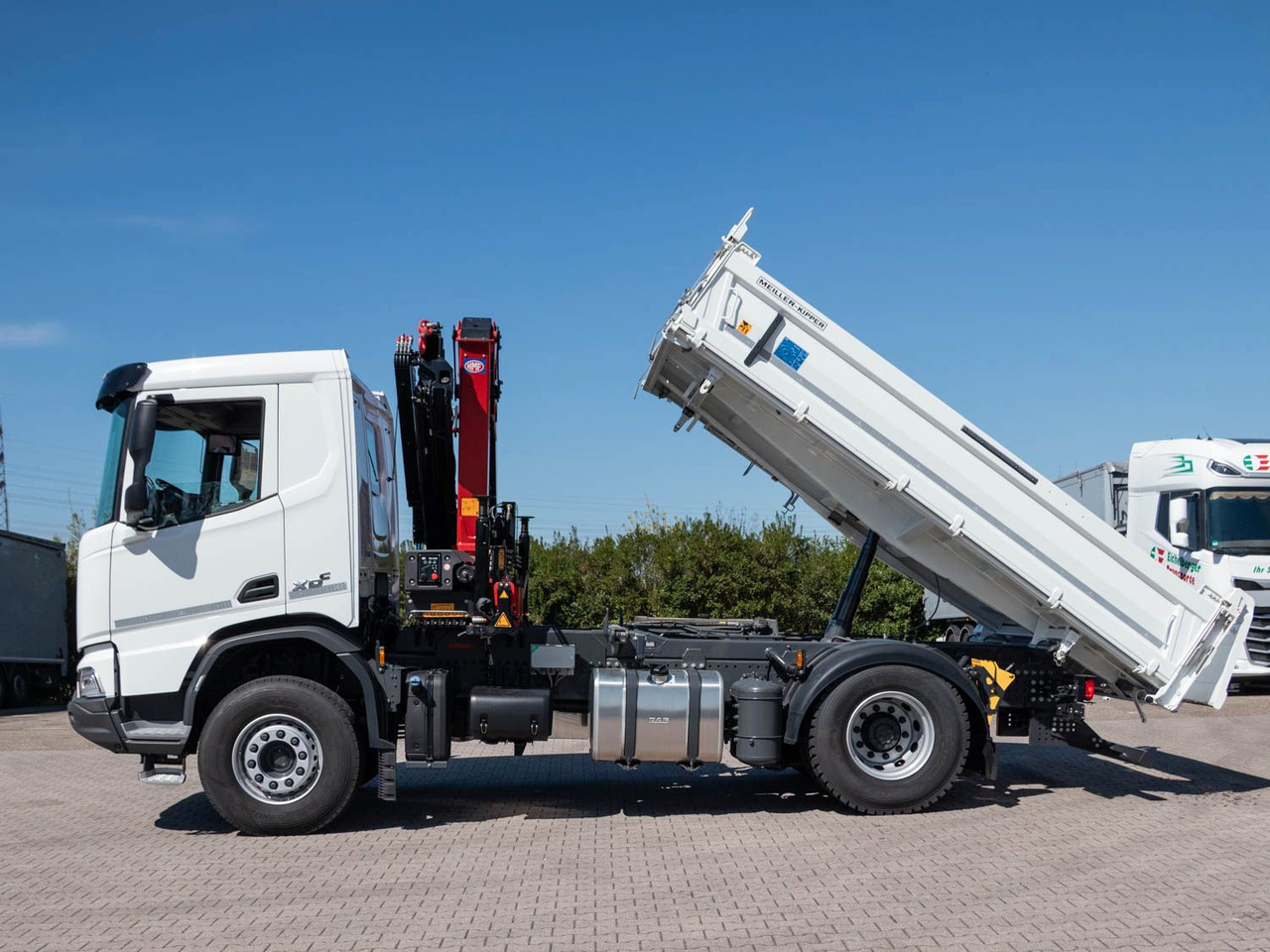 DAF XDC 370 FA Meiller Krankipper HMF DAF XDC 370 FA Meiller Krankipper HMF - Tippbil lastbil: bild 3 DAF XDC 370 FA Meiller Krankipper HMF DAF XDC 370 FA Meiller Krankipper HMF - Tippbil lastbil: bild 3