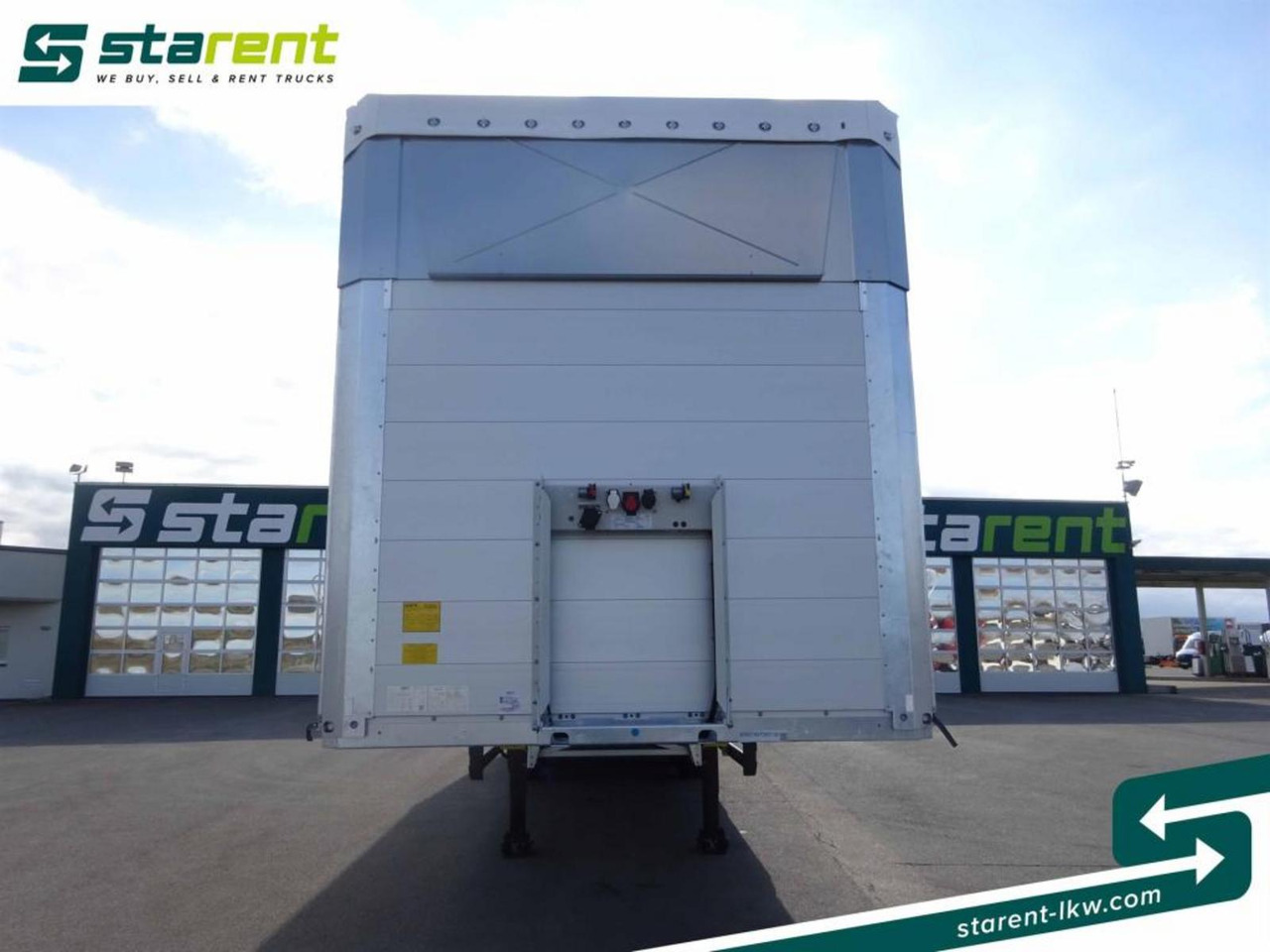 Schmitz Tautliner Bordwand 60cm Hubdach Liftachse - Kapelltrailer: bild 2 Schmitz Tautliner Bordwand 60cm Hubdach Liftachse - Kapelltrailer: bild 2