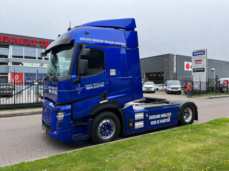 Renault T E-tech T4x2 540kWh 6-packs battery Sleeper Cab 2 beds, Nieuwstaat/New condition - Dragbil: bild 2 Renault T E-tech T4x2 540kWh 6-packs battery Sleeper Cab 2 beds, Nieuwstaat/New condition - Dragbil: bild 2