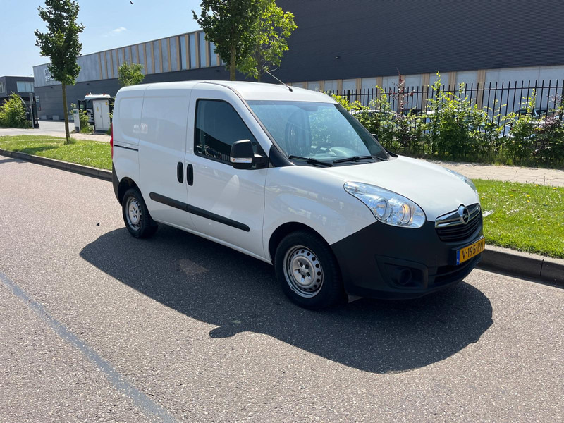 Opel Combo Edition 1.3 CDTi 95 pk, Euro 6, Airco, Schuifdeur, - Små skåpbil: bild 5 Opel Combo Edition 1.3 CDTi 95 pk, Euro 6, Airco, Schuifdeur, - Små skåpbil: bild 5