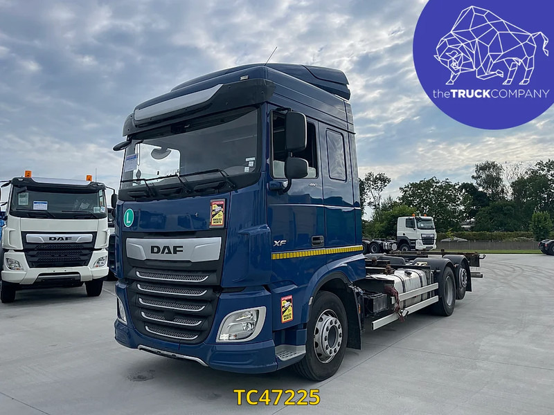 DAF XF Euro6 480 - Containerbil/ Växelflak lastbil: bild 1 DAF XF Euro6 480 - Containerbil/ Växelflak lastbil: bild 1