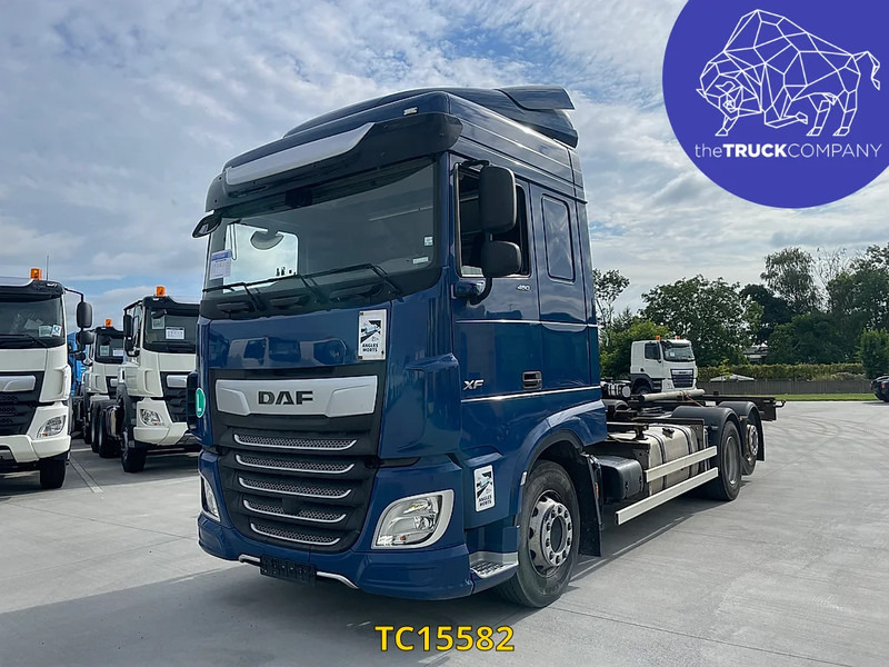 DAF XF Euro6 480 - Containerbil/ Växelflak lastbil: bild 1 DAF XF Euro6 480 - Containerbil/ Växelflak lastbil: bild 1