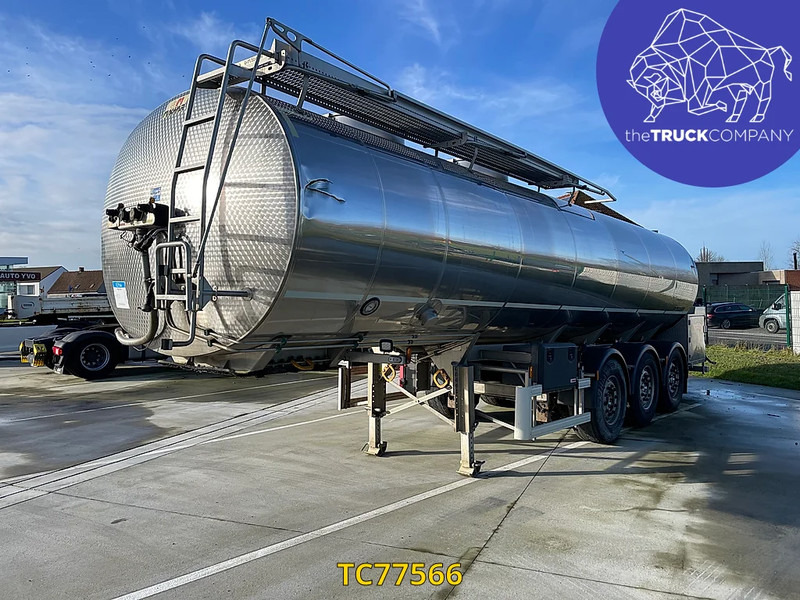 Magyar - Tanktrailer: bild 1 Magyar - Tanktrailer: bild 1