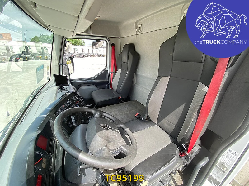 Renault D 210 - Lastbil med skåp: bild 5 Renault D 210 - Lastbil med skåp: bild 5