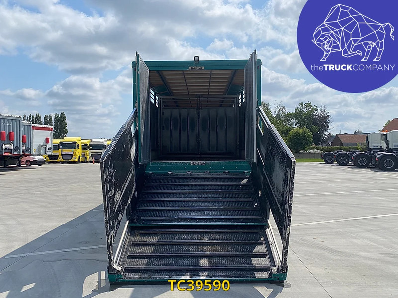 Volvo FM 410 - Djurtransport lastbil: bild 2 Volvo FM 410 - Djurtransport lastbil: bild 2