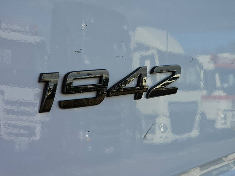 Dragbil Mercedes-Benz ACTROS 1842 LS MP5 GIGASPACE: bild 16