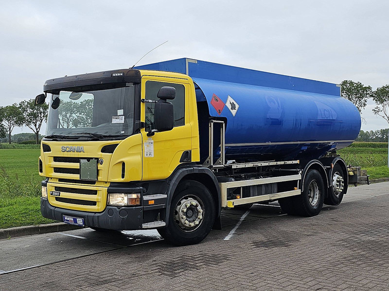 Scania P280 FUEL MAGYAR 19M3 5 C - Tankbil: bild 2 Scania P280 FUEL MAGYAR 19M3 5 C - Tankbil: bild 2