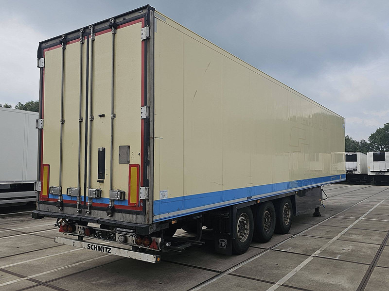 Schmitz Cargobull SKO 24 EURO MEATRAIL bi-temp - Kyl/ Frys semitrailer: bild 2 Schmitz Cargobull SKO 24 EURO MEATRAIL bi-temp - Kyl/ Frys semitrailer: bild 2