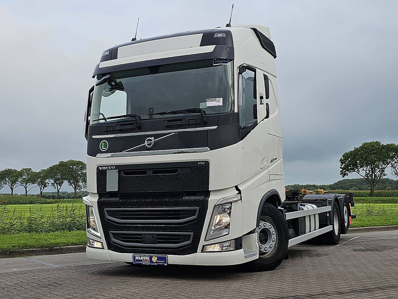 Volvo FH 460 6X2*4 STEER AXLE - Containerbil/ Växelflak lastbil: bild 1 Volvo FH 460 6X2*4 STEER AXLE - Containerbil/ Växelflak lastbil: bild 1