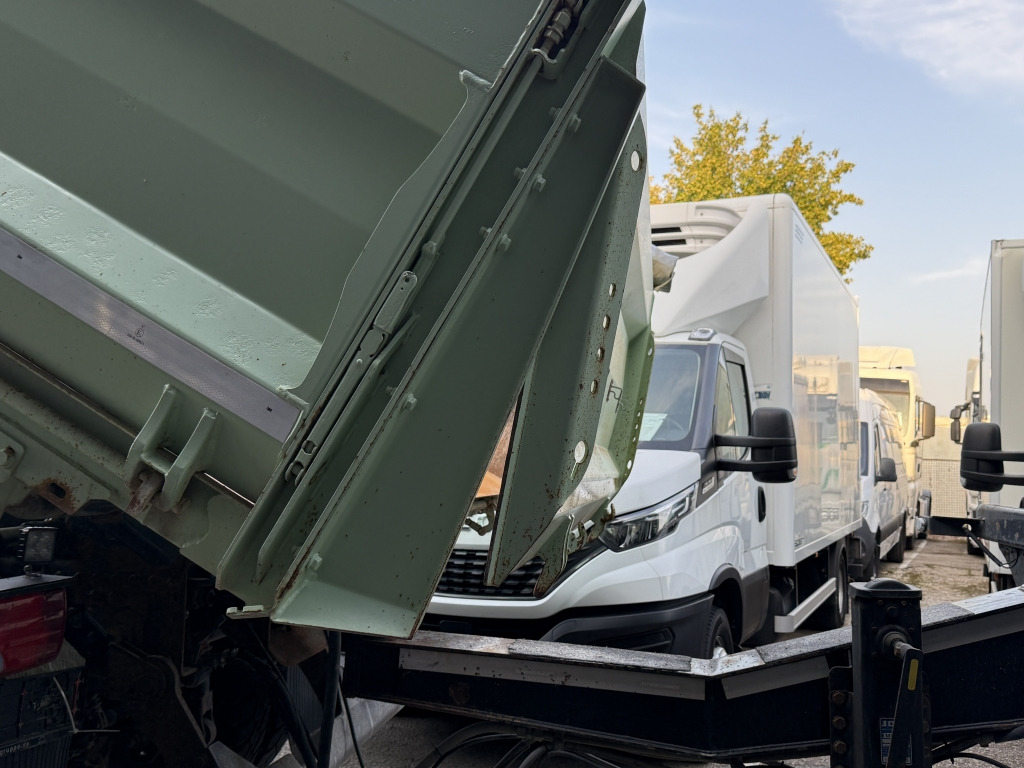 MAN TGS 26.500 6x4 12m³ Kipper Retarder NAVI 1.Hand - Tippbil lastbil: bild 2 MAN TGS 26.500 6x4 12m³ Kipper Retarder NAVI 1.Hand - Tippbil lastbil: bild 2