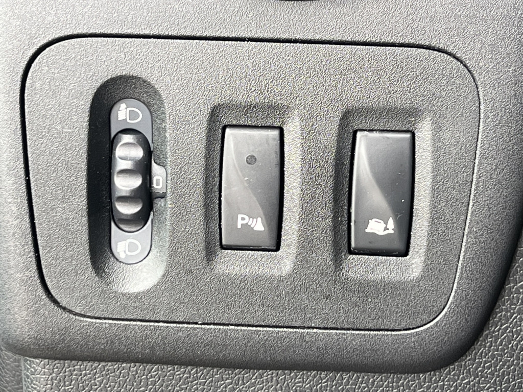 Opel Movano 2.3 CDTi L3H2 KLIMA Spurhalteassistent - Skåpbil: bild 2 Opel Movano 2.3 CDTi L3H2 KLIMA Spurhalteassistent - Skåpbil: bild 2