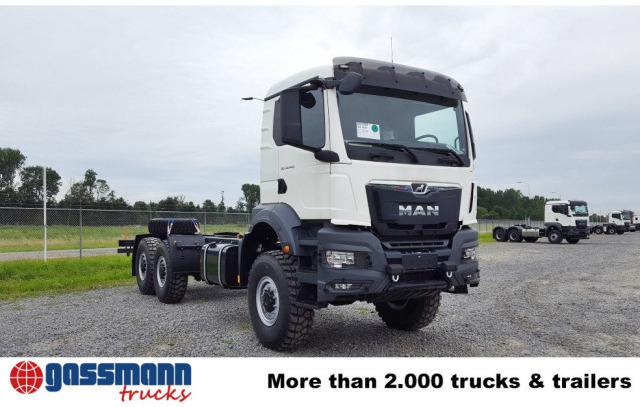 MAN TGS 33.440 6x6 BB CH, Euro2, Einzelbereifung - Chassi lastbil: bild 3 MAN TGS 33.440 6x6 BB CH, Euro2, Einzelbereifung - Chassi lastbil: bild 3