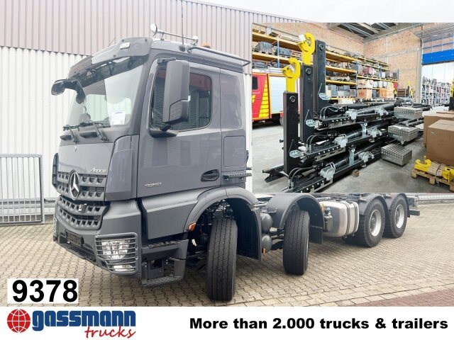 Mercedes-Benz Arocs 3251 L 8x4/4, Motorabtrieb - Lastväxlare lastbil: bild 1 Mercedes-Benz Arocs 3251 L 8x4/4, Motorabtrieb - Lastväxlare lastbil: bild 1