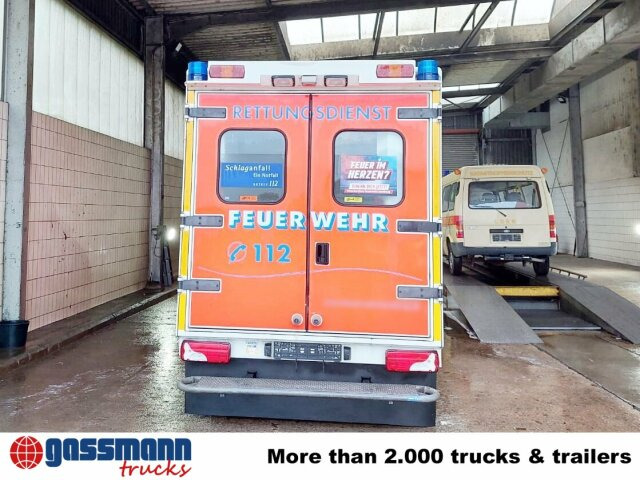 Mercedes-Benz Sprinter 516 CDI 4x2, Rettungswagen, Retarder - Skåpbil: bild 4 Mercedes-Benz Sprinter 516 CDI 4x2, Rettungswagen, Retarder - Skåpbil: bild 4