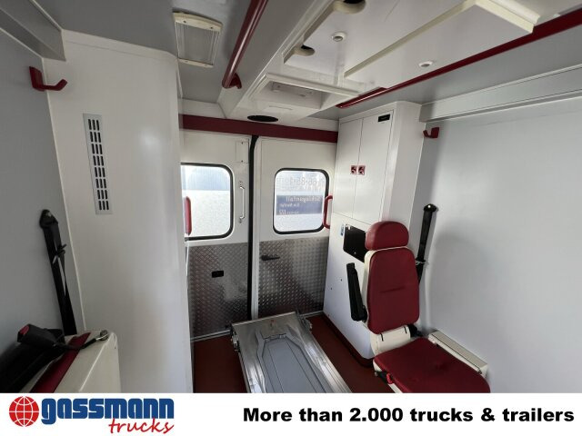 Mercedes-Benz Sprinter 516 CDI 4x2, Rettungswagen, Retarder - Skåpbil: bild 4 Mercedes-Benz Sprinter 516 CDI 4x2, Rettungswagen, Retarder - Skåpbil: bild 4
