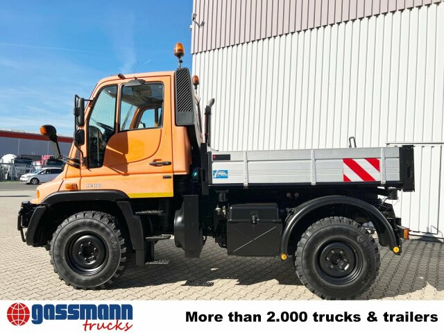 Unimog U 300 4x4, Kipper, Kommunalhydraulik, - Flakbil, Utility/ Specialfordon: bild 2 Unimog U 300 4x4, Kipper, Kommunalhydraulik, - Flakbil, Utility/ Specialfordon: bild 2