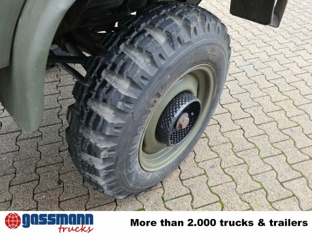 Unimog 404 4x4 S Cabrio, Benziner - Utility/ Specialfordon: bild 2 Unimog 404 4x4 S Cabrio, Benziner - Utility/ Specialfordon: bild 2