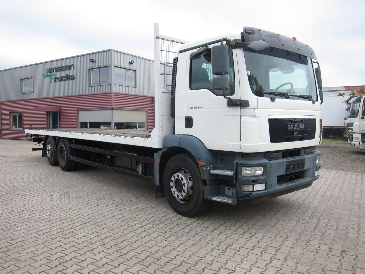MAN TGM 26 340 6X2*4 BL Plateau Manual - Flakbil: bild 1 MAN TGM 26 340 6X2*4 BL Plateau Manual - Flakbil: bild 1