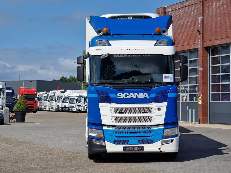 Scania R500 NGS B6X2NB / Trailer-Bygg 12-2004 / Frigobox Sidedoors / Rohrbahen / hooks - Kylbil lastbil: bild 2 Scania R500 NGS B6X2NB / Trailer-Bygg 12-2004 / Frigobox Sidedoors / Rohrbahen / hooks - Kylbil lastbil: bild 2