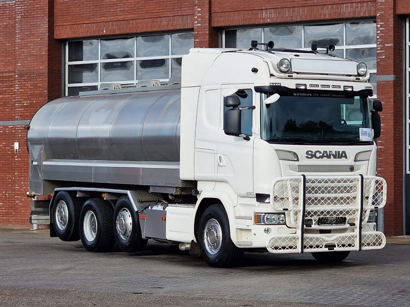 Scania R520 V8 8x2*4 - Milk tank - 19.000L - 4 compartments - Pump and counter - Retarder - Tankbil: bild 1 Scania R520 V8 8x2*4 - Milk tank - 19.000L - 4 compartments - Pump and counter - Retarder - Tankbil: bild 1