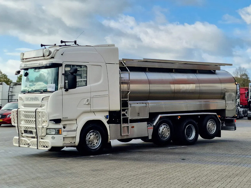 Scania R520 V8 8x2*4 - Milk tank - 19.000L - 4 compartments - Pump and counter - Retarder - Tankbil: bild 3 Scania R520 V8 8x2*4 - Milk tank - 19.000L - 4 compartments - Pump and counter - Retarder - Tankbil: bild 3