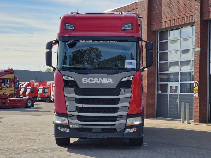 Scania S500 NGS Highline 6x2 - BDF - Full air - Loadlift - Box - Navi - Retarder - Containerbil/ Växelflak lastbil: bild 2 Scania S500 NGS Highline 6x2 - BDF - Full air - Loadlift - Box - Navi - Retarder - Containerbil/ Växelflak lastbil: bild 2