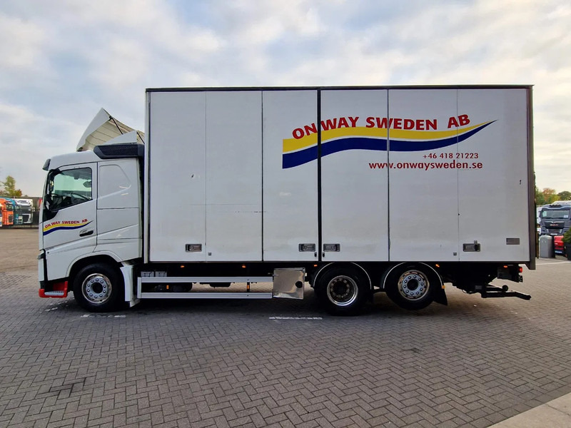 Volvo FH 13.460 lowroof 6x2 - Box with Sidedoors - 480 WB - Full air - Lastbil med skåp: bild 5 Volvo FH 13.460 lowroof 6x2 - Box with Sidedoors - 480 WB - Full air - Lastbil med skåp: bild 5