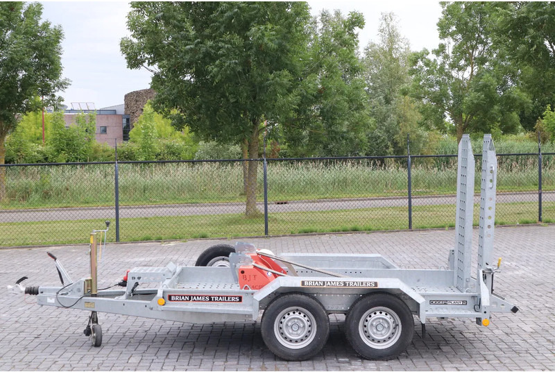 Brian James DIGGER PLANT 2700 KG | TANDEM AXLE | MACHINE TRANSPORT - Flaksläp: bild 1 Brian James DIGGER PLANT 2700 KG | TANDEM AXLE | MACHINE TRANSPORT - Flaksläp: bild 1
