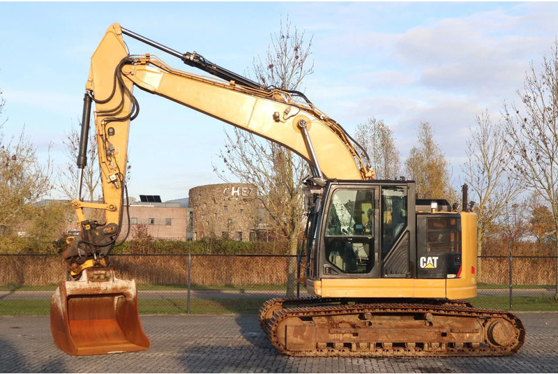 Caterpillar 325 F LCR | ROTOTILT | BUCKET | GPS PREPARED - Bandgrävare: bild 1 Caterpillar 325 F LCR | ROTOTILT | BUCKET | GPS PREPARED - Bandgrävare: bild 1
