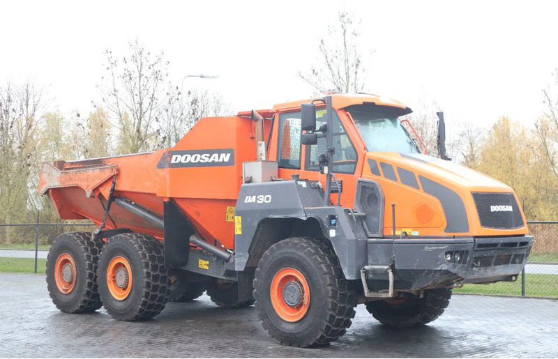 Doosan DA 30 | TAILGATE | AIRCO | GOOD CONDITION - Ramstyrd dumper: bild 5 Doosan DA 30 | TAILGATE | AIRCO | GOOD CONDITION - Ramstyrd dumper: bild 5