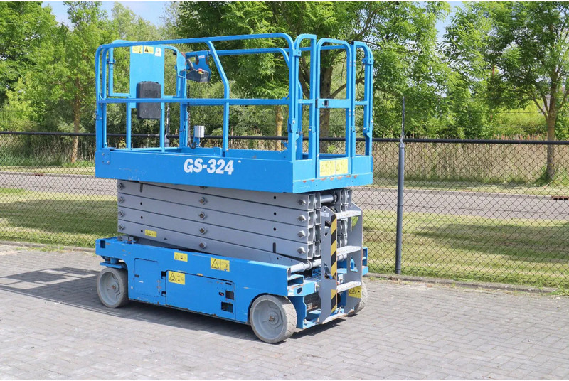 Genie GS-3246 | 12 METER | 318 KG - Saxlift: bild 2 Genie GS-3246 | 12 METER | 318 KG - Saxlift: bild 2