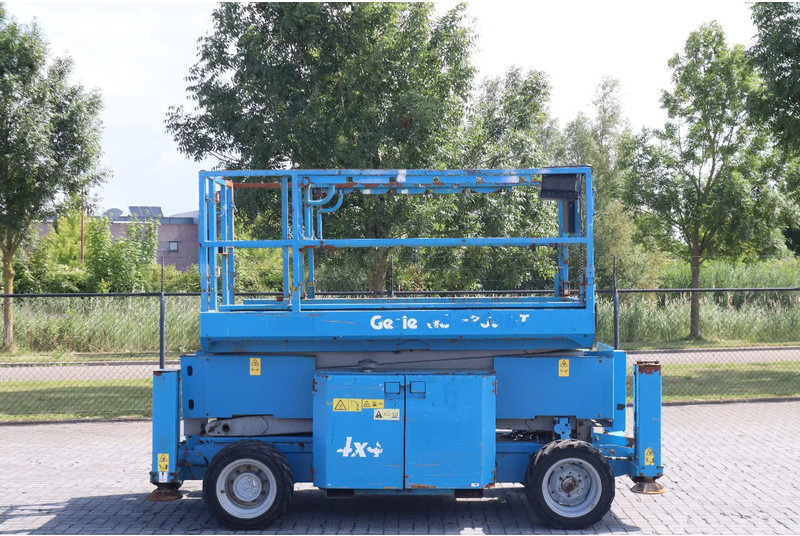 Genie GS-3369 RT | 12 METER | 454 kg - Saxlift: bild 1 Genie GS-3369 RT | 12 METER | 454 kg - Saxlift: bild 1
