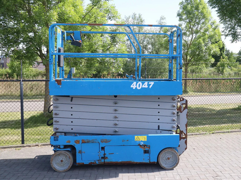 Genie GS-4047 | 14 METER | 350 KG - Saxlift: bild 1 Genie GS-4047 | 14 METER | 350 KG - Saxlift: bild 1