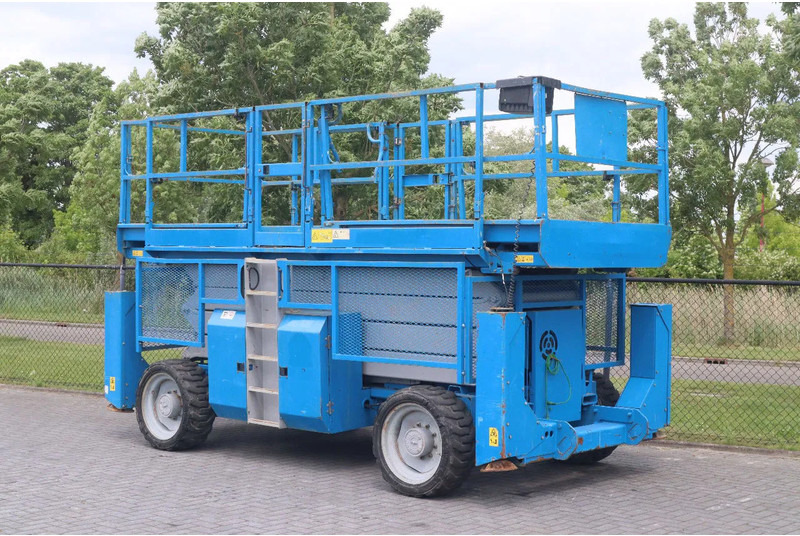 Genie GS-4390 RT | 15 METER | 680 KG - Saxlift: bild 3 Genie GS-4390 RT | 15 METER | 680 KG - Saxlift: bild 3