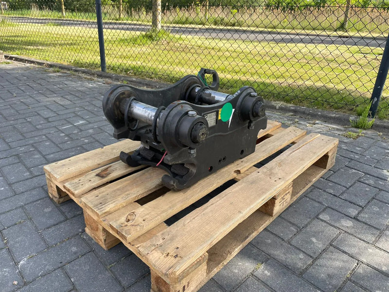 Gjerstad G60 | QUICK COUPLER | S60 | NEW / UNUSED - Redskapsfäste för Byggmaskiner: bild 1 Gjerstad G60 | QUICK COUPLER | S60 | NEW / UNUSED - Redskapsfäste för Byggmaskiner: bild 1