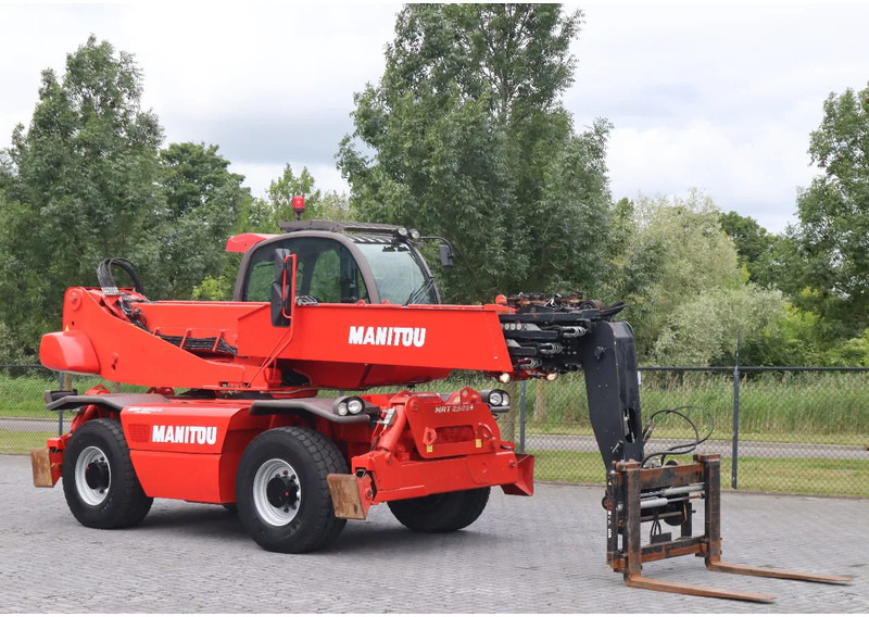 Manitou MRT 2540+ PRIVILEGE | HYDR. FORKS | REMOTE CTRL | PT1500 WINCH - Lastare: bild 5 Manitou MRT 2540+ PRIVILEGE | HYDR. FORKS | REMOTE CTRL | PT1500 WINCH - Lastare: bild 5