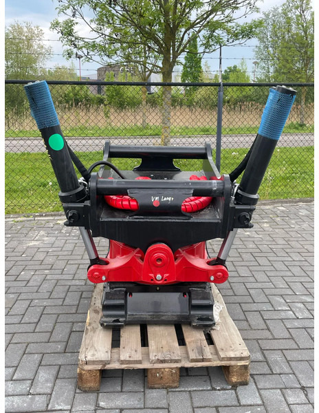 ROTOTILT R8 | S80 | FULL SET | JOYSTICKS | NEW / UNUSED | ICS | LHV | ILS | SC - Tiltrotator för Byggmaskiner: bild 2 ROTOTILT R8 | S80 | FULL SET | JOYSTICKS | NEW / UNUSED | ICS | LHV | ILS | SC - Tiltrotator för Byggmaskiner: bild 2