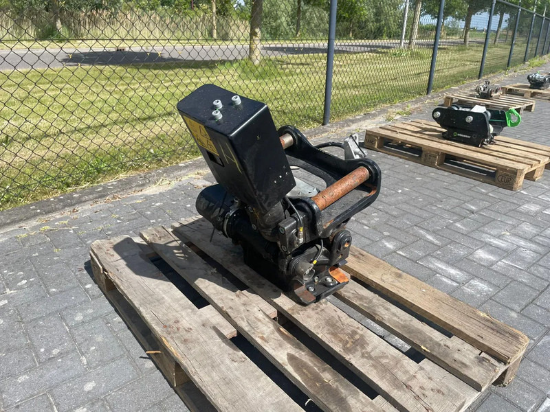 STEELWRIST STEELWRIST X06 S40 | TILT ROTATOR | VLS | FPL | RF | NEW / UNUSED - Tiltrotator för Byggmaskiner: bild 3 STEELWRIST STEELWRIST X06 S40 | TILT ROTATOR | VLS | FPL | RF | NEW / UNUSED - Tiltrotator för Byggmaskiner: bild 3