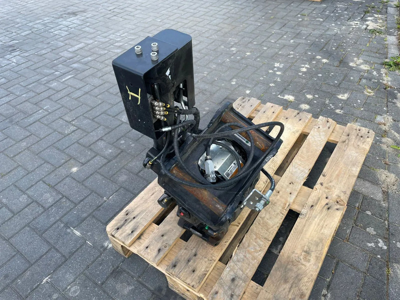 STEELWRIST X06 S40 | TILT ROTATOR | VLS | FPL | FF | NEW / UNUSED - Tiltrotator för Byggmaskiner: bild 4 STEELWRIST X06 S40 | TILT ROTATOR | VLS | FPL | FF | NEW / UNUSED - Tiltrotator för Byggmaskiner: bild 4