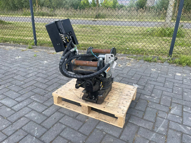 STEELWRIST X06 S40 | TILT ROTATOR | VLS | FPL | RF | NEW / UNUSED - Tiltrotator för Byggmaskiner: bild 1 STEELWRIST X06 S40 | TILT ROTATOR | VLS | FPL | RF | NEW / UNUSED - Tiltrotator för Byggmaskiner: bild 1