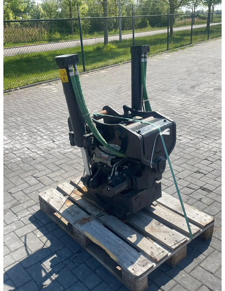 STEELWRIST X18 SQ60-5 | S60 | OILQUICK SYSTEM | CLS - Tiltrotator för Byggmaskiner: bild 3 STEELWRIST X18 SQ60-5 | S60 | OILQUICK SYSTEM | CLS - Tiltrotator för Byggmaskiner: bild 3