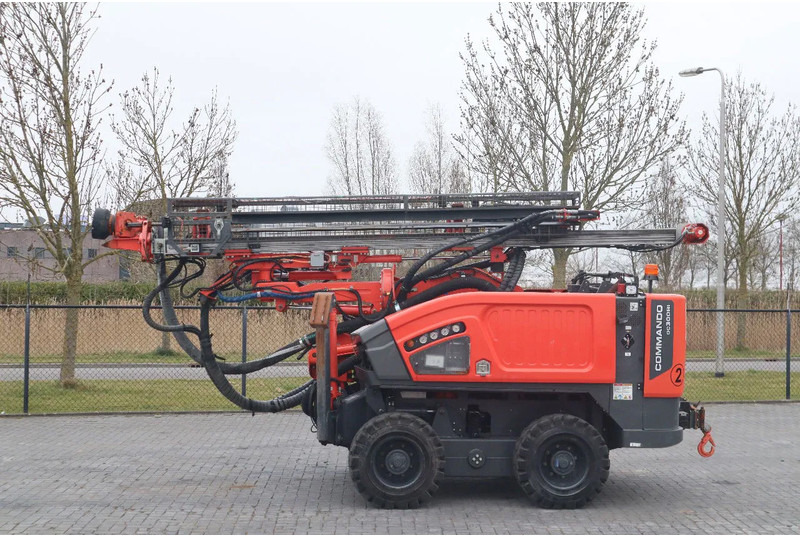 Sandvik 2 PIECES COMMANDO DC 300 RI S5 | ONLY 470 DRILLING HOURS - Borrmaskin: bild 4 Sandvik 2 PIECES COMMANDO DC 300 RI S5 | ONLY 470 DRILLING HOURS - Borrmaskin: bild 4