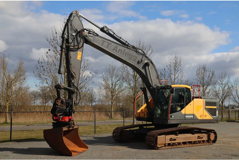 Volvo EC250EL | EC 250 EL | ROTOTILT | BUCKET - Bandgrävare: bild 2 Volvo EC250EL | EC 250 EL | ROTOTILT | BUCKET - Bandgrävare: bild 2