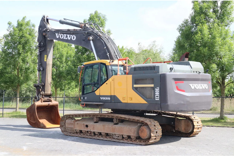 Volvo EC380EL | EC 380 EL | BUCKET | QUICK COUPLER - Bandgrävare: bild 3 Volvo EC380EL | EC 380 EL | BUCKET | QUICK COUPLER - Bandgrävare: bild 3