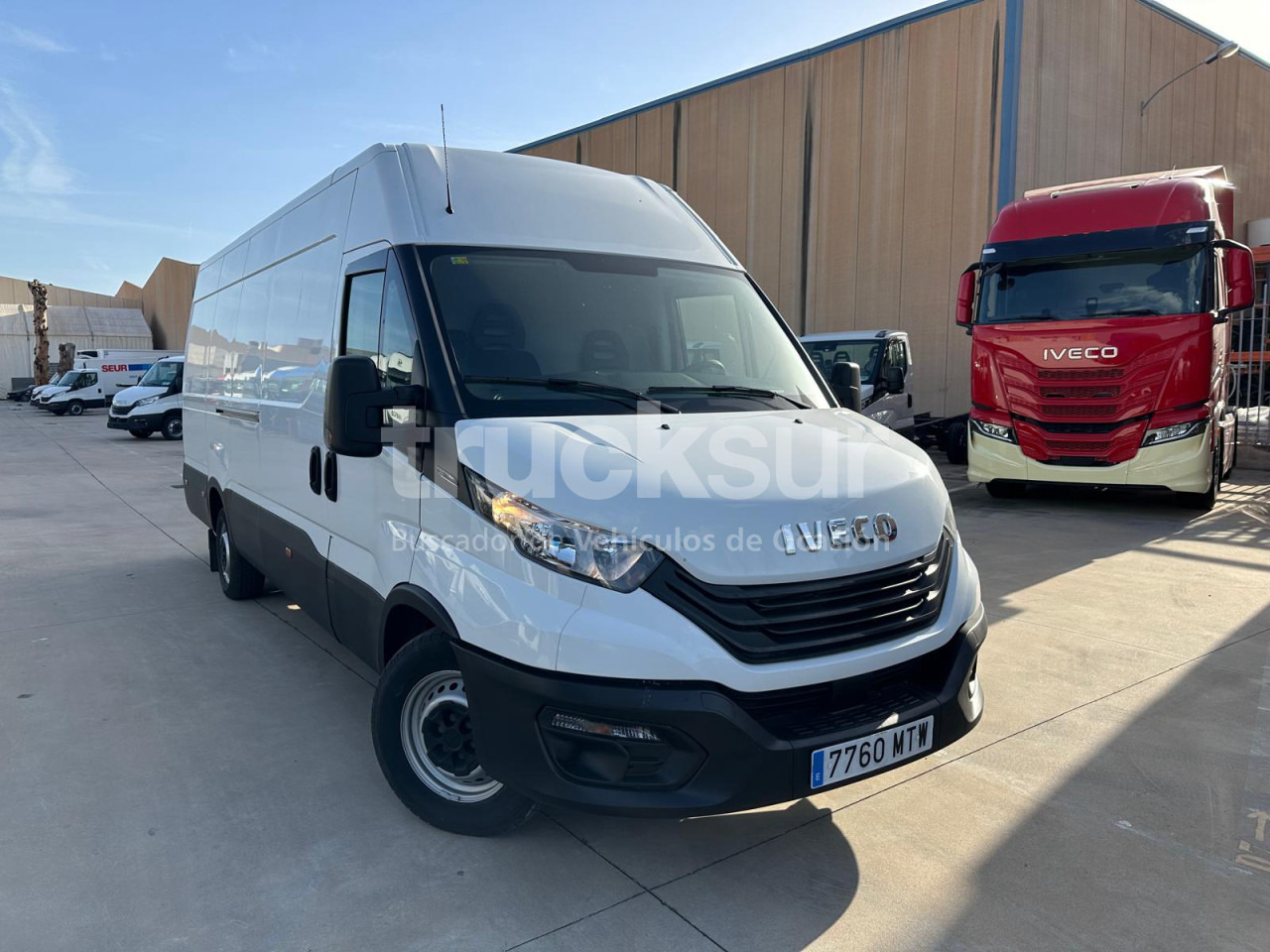 IVECO DAILY 35S16 F 16M3 - Volymskåp: bild 2 IVECO DAILY 35S16 F 16M3 - Volymskåp: bild 2
