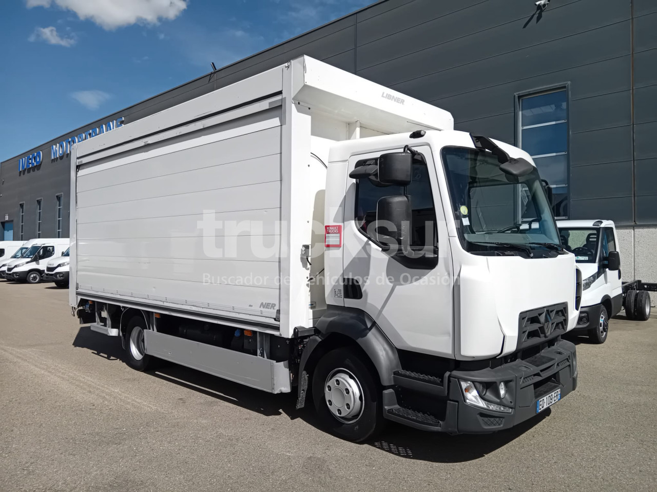 RENAULT D12.210 - Lastbil med skåp: bild 1 RENAULT D12.210 - Lastbil med skåp: bild 1