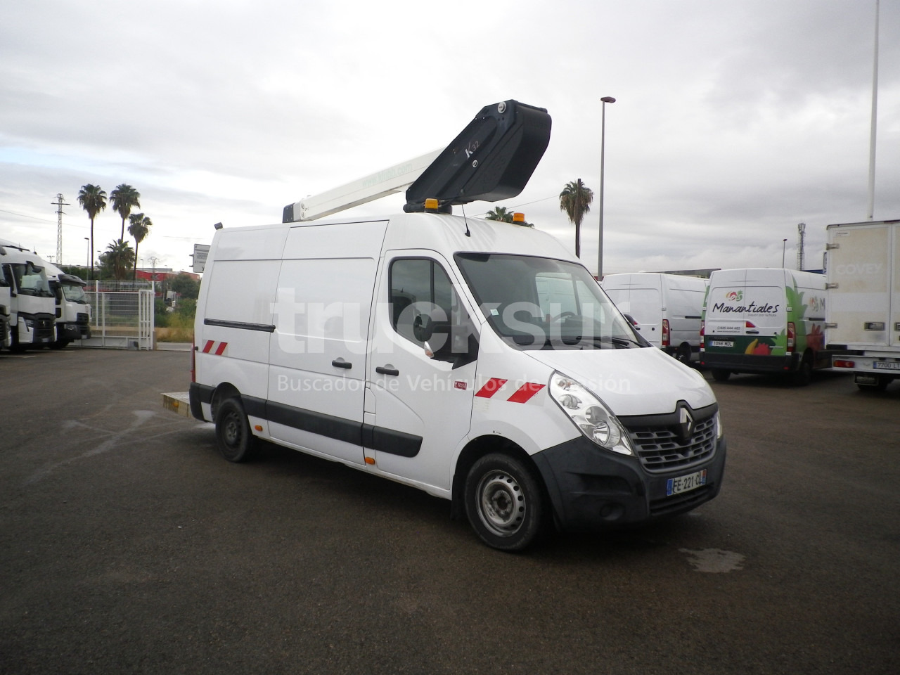 RENAULT MASTER 130.35 CESTA - Volymskåp: bild 2 RENAULT MASTER 130.35 CESTA - Volymskåp: bild 2