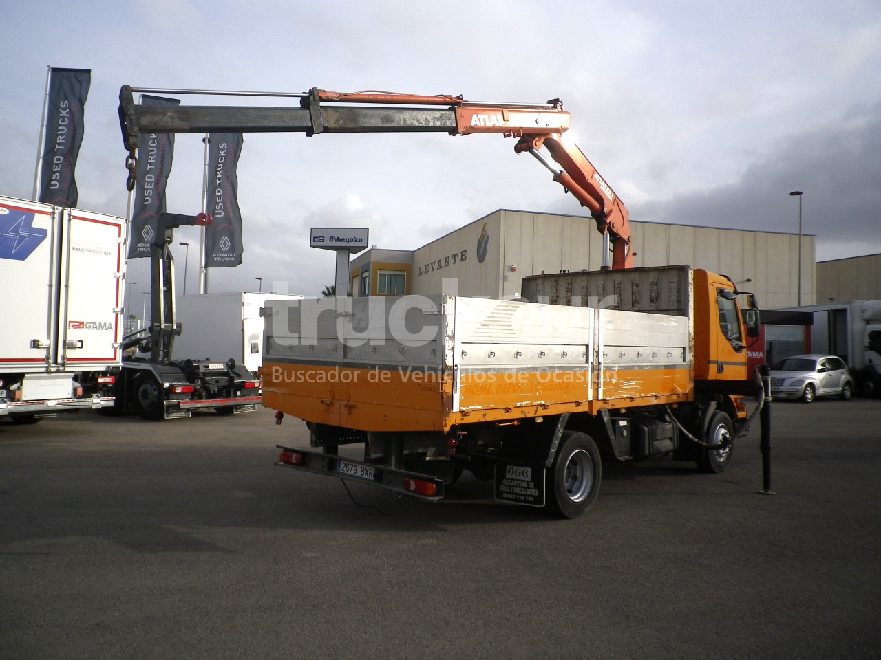 RENAULT MIDLUM 220.14C GRUA - Flakbil, Kranbil: bild 4 RENAULT MIDLUM 220.14C GRUA - Flakbil, Kranbil: bild 4