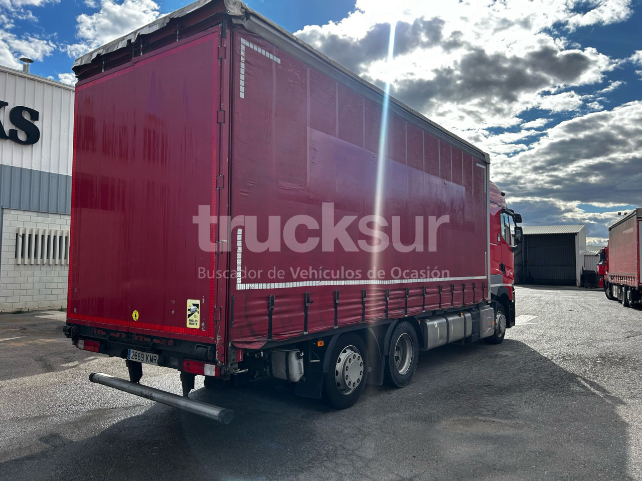 RENAULT T480 HIGH SLEEPER CAB 6X2*4 ejes 6x2*4 - Kapellbil: bild 3 RENAULT T480 HIGH SLEEPER CAB 6X2*4 ejes 6x2*4 - Kapellbil: bild 3