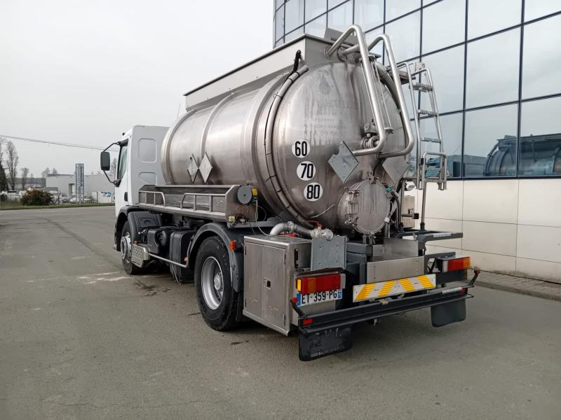 Renault Premium - Tankbil: bild 2 Renault Premium - Tankbil: bild 2